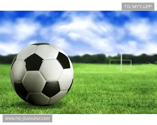 足球场上队友被打怎么办 如何应对球场冲突保持冷静与理智